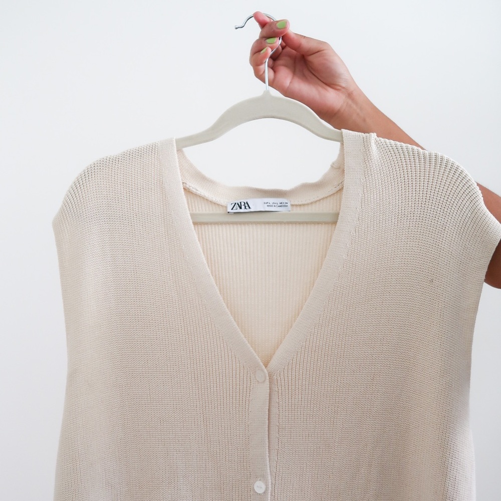 Zara Sleeveless Cardigan - Picture 6 of 6